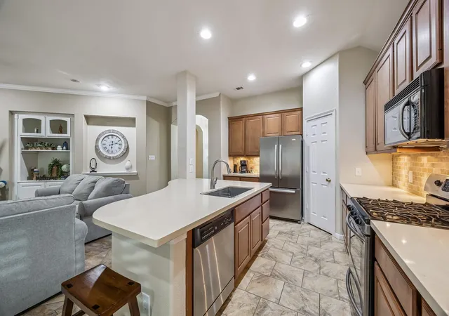 Photo 2 of Single family home for sale at 4330 Countrycrossing Dr, Spring, TX 77388 | MLS# 65908931 | Listing updated on 2026-09-20