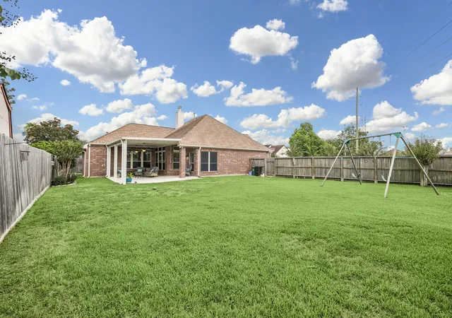 Photo 4 of Single family home for sale at 4330 Countrycrossing Dr, Spring, TX 77388 | MLS# 65908931 | Listing updated on 2026-09-20
