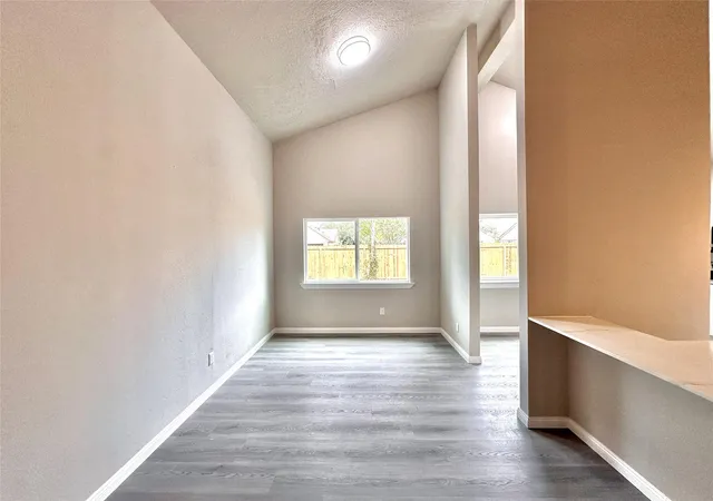 Photo 3 of Single family home for sale at 7730 Chaseview Dr, Missouri City, TX 77489 | MLS# 28508609 | Listing updated on 2026-09-17