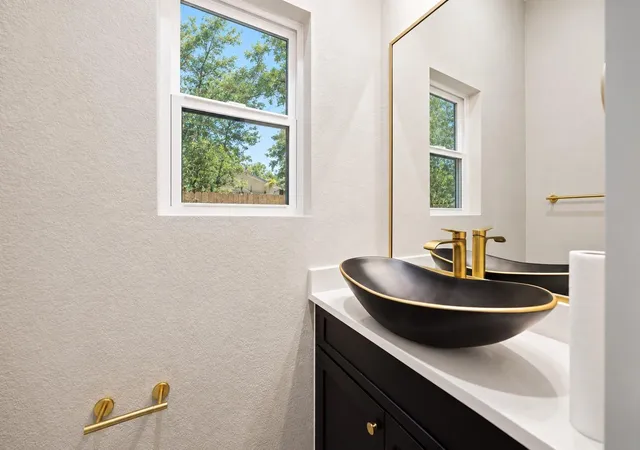 Photo 4 of Multi family home for sale at 4117 Kewanee St #A/B, Houston, TX 77051 | MLS# 50706380 | Listing updated on 2026-09-12