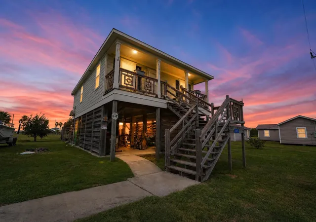 Photo 1 of Single family home for sale at 1811 Broadway Ave, Port Bolivar, TX 77650 | MLS# 10431428 | Listing updated on 2026-09-09