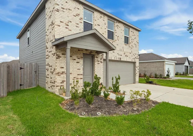 Photo 2 of Single family home for sale at 21107 Newberry Grv Ln, Humble, TX 77338 | MLS# 60039311 | Listing updated on 2026-10-09