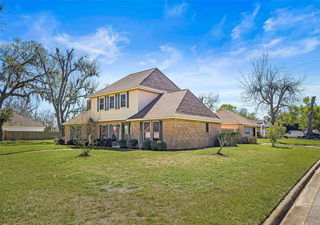 Photo 2 of Single family home for sale at 2348 Shalmar Dr, West Columbia, TX 77486 | MLS# 47889498 | Listing updated on 2026-09-05