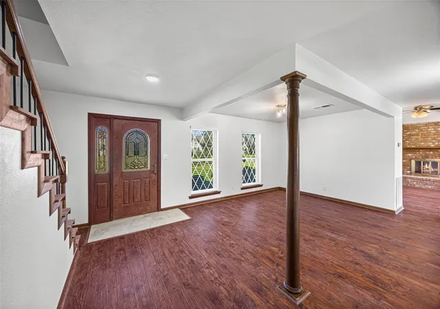 Photo 3 of Single family home for sale at 2348 Shalmar Dr, West Columbia, TX 77486 | MLS# 47889498 | Listing updated on 2026-09-05