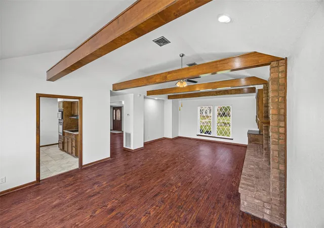 Photo 4 of Single family home for sale at 2348 Shalmar Dr, West Columbia, TX 77486 | MLS# 47889498 | Listing updated on 2026-09-05