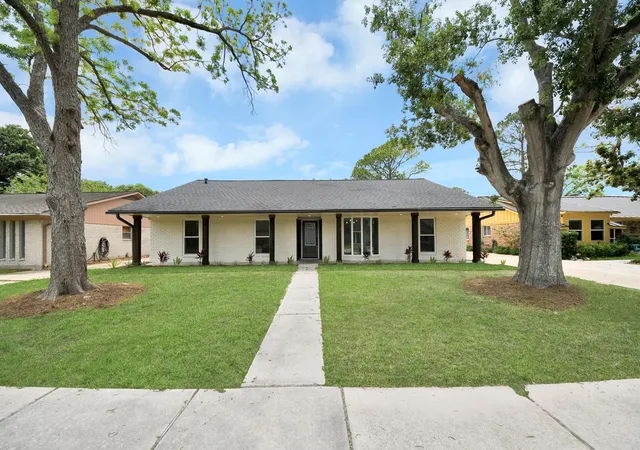 Photo 1 of Single family home for sale at 6023 Lattimer Dr, Houston, TX 77035 | MLS# 29339515 | Listing updated on 2026-09-12