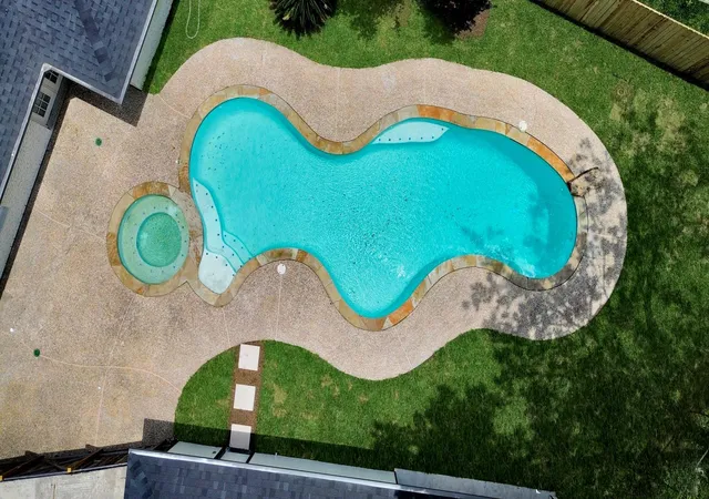 Photo 2 of Single family home for sale at 6023 Lattimer Dr, Houston, TX 77035 | MLS# 29339515 | Listing updated on 2026-09-12