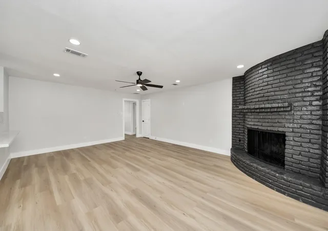 Photo 3 of Single family home for sale at 6023 Lattimer Dr, Houston, TX 77035 | MLS# 29339515 | Listing updated on 2026-09-12