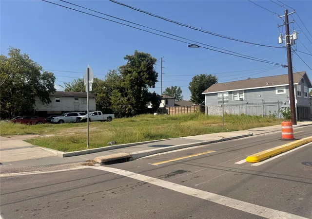 Photo 4 of Land for sale at 1410 & 1412 Quitman St, Houston, TX 77009 | MLS# 57226765 | Listing updated on 2026-10-02