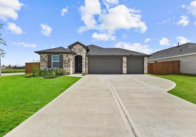 Single family home for sale at 4072 Sun Burst Dr, Brookshire, TX 77423 | MLS# 94908141