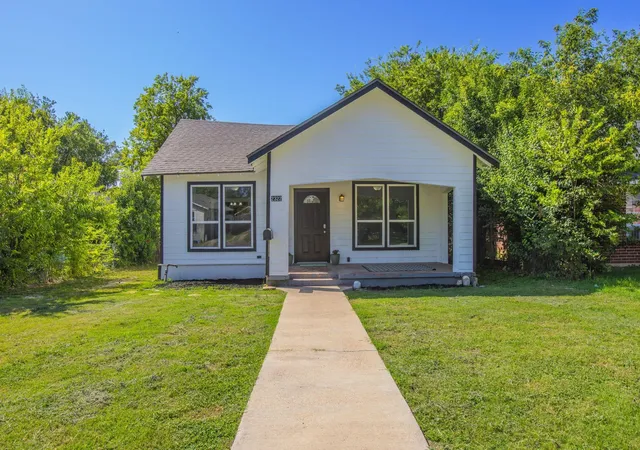 Photo 1 of Single family home for sale at 2322 Reuter Ave, Waco, TX 76708 | MLS# 80061735 | Listing updated on 2026-09-05