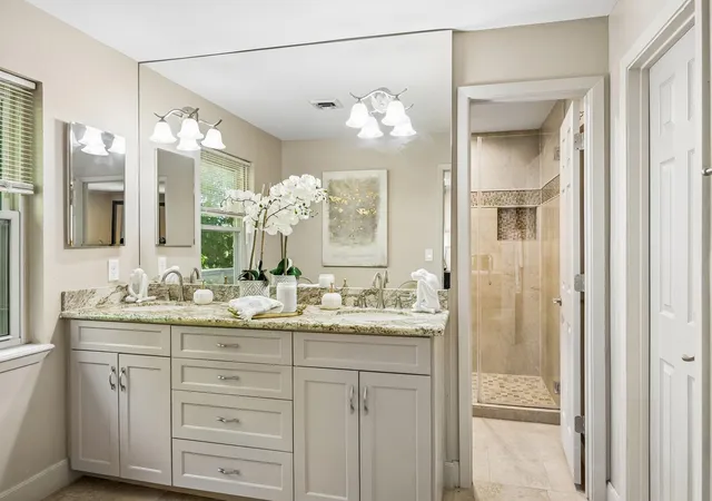 Photo 3 of Single family home for sale at 9703 Oasis Dr, Houston, TX 77096 | MLS# 9887459 | Listing updated on 2026-09-20