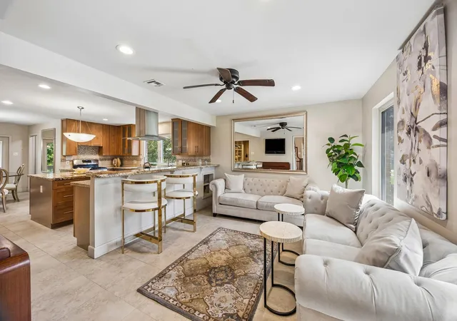 Photo 4 of Single family home for sale at 9703 Oasis Dr, Houston, TX 77096 | MLS# 9887459 | Listing updated on 2026-09-20