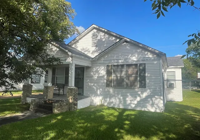 Photo 1 of Single family home for sale at 1017 7th Street, Rosenberg, TX 77471 | MLS# 69550360 | Listing updated on 2026-09-11