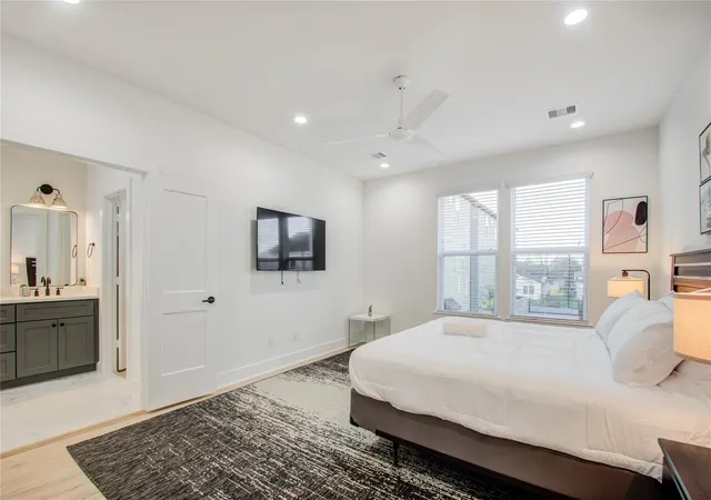 Photo 3 of Single family home for sale at 4109 Hare St #A, Houston, TX 77020 | MLS# 86797354 | Listing updated on 2026-09-05