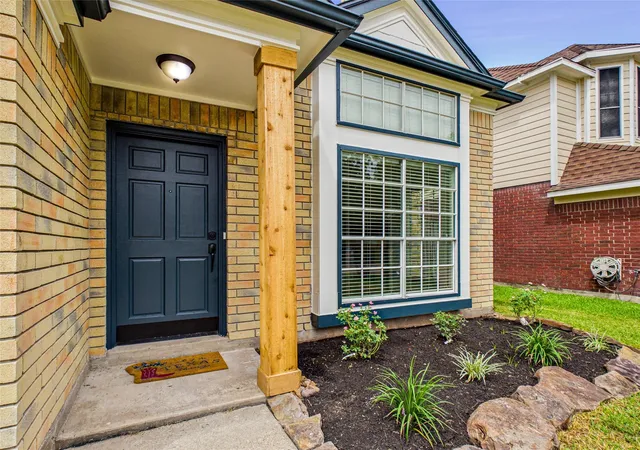 Photo 3 of Sale Pending at 1922 Tipperary Dr, Deer Park, TX 77536 | MLS# 50487811 | Listing updated on 2026-09-17