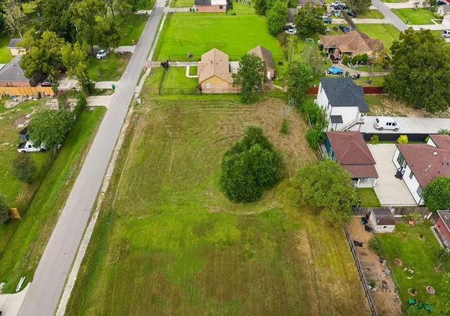 Photo 2 of Land for sale at 2830 Rigel Rd, Houston, TX 77088 | MLS# 35879824 | Listing updated on 2026-09-18