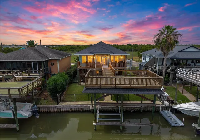 Photo 1 of Sale Pending at 1227 23rd Street, Dickinson, TX 77539 | MLS# 85216308 | Listing updated on 2026-09-17