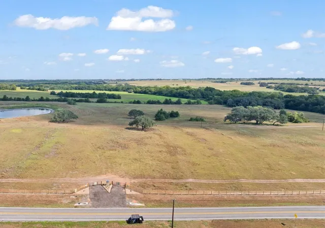 Photo 1 of Land for sale at 2955 Fm 956, Schulenburg, TX 78956 | MLS# 51404103 | Listing updated on 2026-09-10