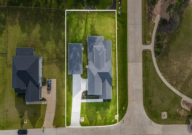Photo 2 of Single family home for sale at 551 Black Bronco Rd, Magnolia, TX 77354 | MLS# 10930839 | Listing updated on 2026-09-26
