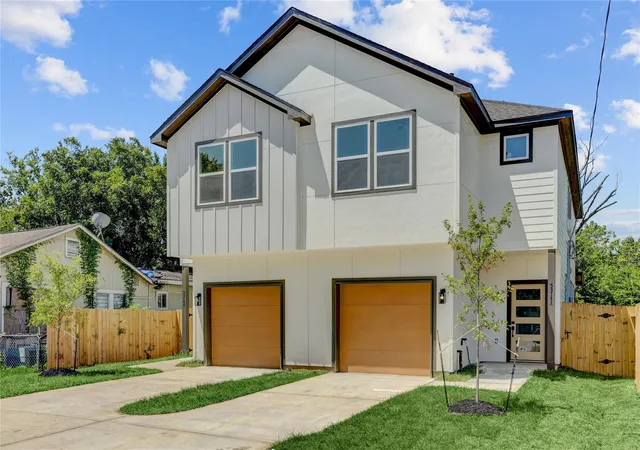 Photo 2 of Multi family home for sale at 5317 Nielan St #A-B, Houston, TX 77028 | MLS# 10659154 | Listing updated on 2026-09-15