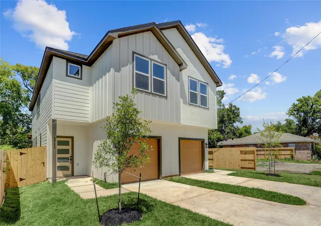 Photo 3 of Multi family home for sale at 5317 Nielan St #A-B, Houston, TX 77028 | MLS# 10659154 | Listing updated on 2026-09-15