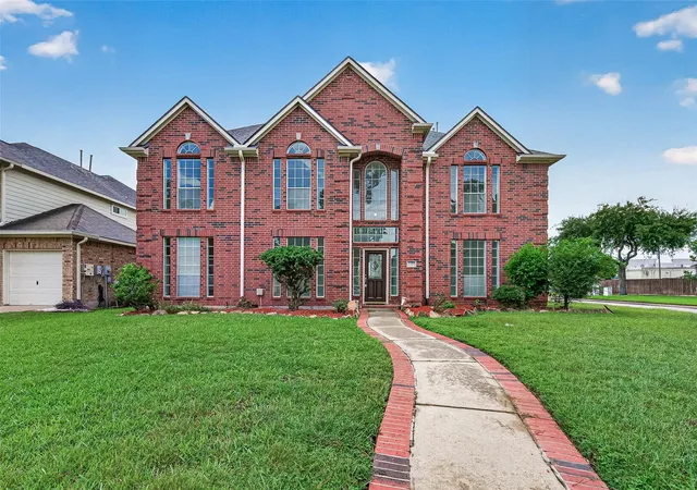 Photo 1 of Single family home for sale at 17435 Memorial Crst Dr, Spring, TX 77379 | MLS# 29765556 | Listing updated on 2026-09-06