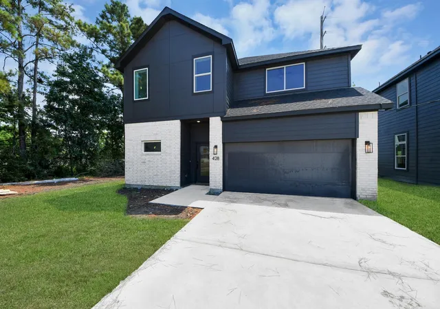 Photo 2 of Single family home for sale at 428 Woodlake Dr, Huffman, TX 77336 | MLS# 91203743 | Listing updated on 2026-09-19