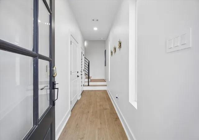 Photo 3 of Single family home for sale at 104 E 44th Street #A, Houston, TX 77018 | MLS# 86714852 | Listing updated on 2026-09-20