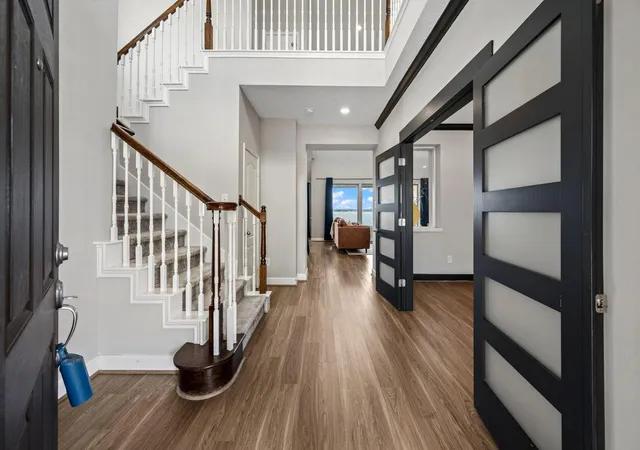 Photo 3 of Single family home for sale at 15526 Westward Lake Ln, Houston, TX 77044 | MLS# 20180949 | Listing updated on 2026-09-19