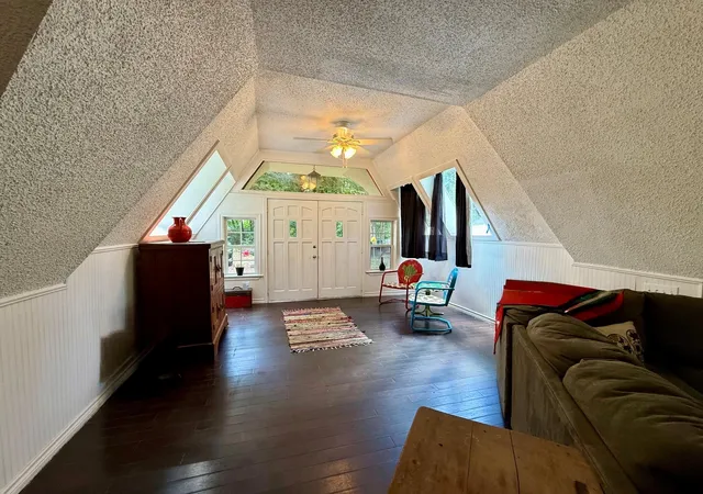 Photo 3 of Single family home for sale at 231 Prairie 5005, Crockett, TX 75835 | MLS# 4251245 | Listing updated on 2026-09-16