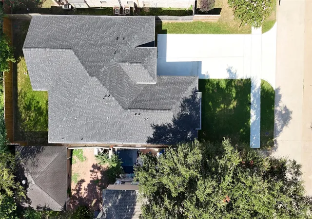 Photo 2 of Single family home for sale at 4027 Black Locust Dr, Houston, TX 77088 | MLS# 9982718 | Listing updated on 2026-09-24