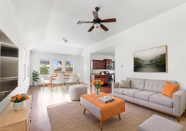 Photo 3 of Single family home for sale at 10776 S Lake Mist Ln, Willis, TX 77318 | MLS# 71923663 | Listing updated on 2026-10-09