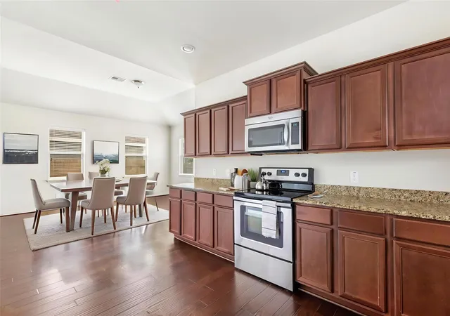 Photo 4 of Single family home for sale at 10776 S Lake Mist Ln, Willis, TX 77318 | MLS# 71923663 | Listing updated on 2026-10-09