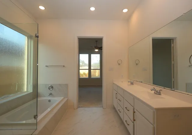 Photo 2 of Single family home for sale at 22419 Topaz Harbor Ln, Tomball, TX 77377 | MLS# 43888788 | Listing updated on 2026-09-09