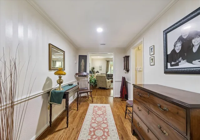 Photo 2 of Condo for sale at 2400 N Braeswood Blvd #225, Houston, TX 77030 | MLS# 69402492 | Listing updated on 2026-09-21