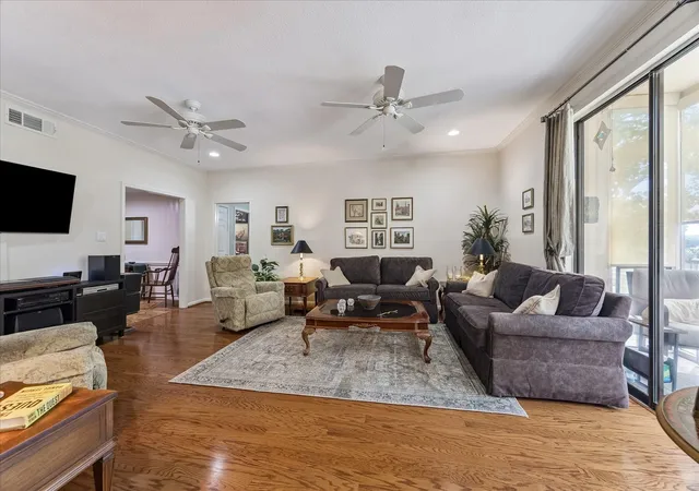 Photo 3 of Condo for sale at 2400 N Braeswood Blvd #225, Houston, TX 77030 | MLS# 69402492 | Listing updated on 2026-09-21