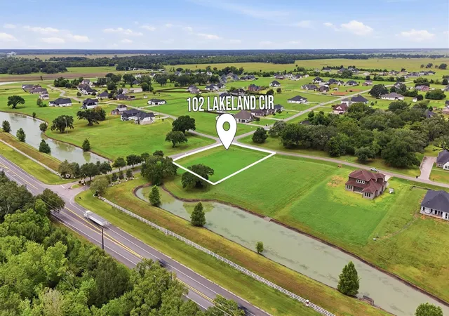 Photo 2 of Land for sale at 102 Lakeland Cir, Rosharon, TX 77583 | MLS# 90790883 | Listing updated on 2026-10-05