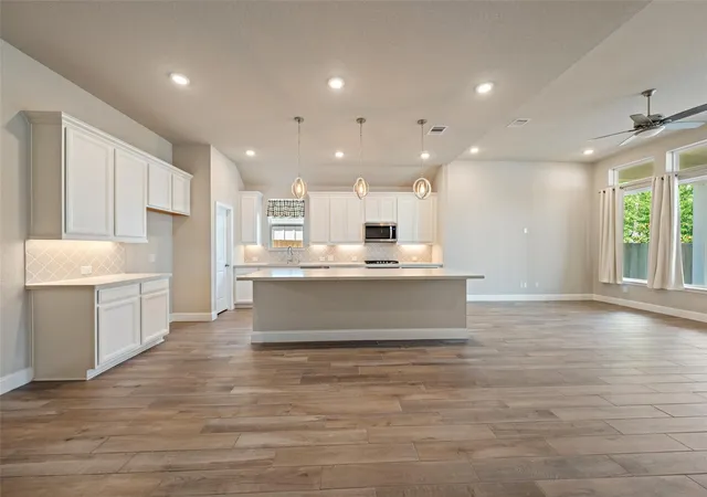Photo 4 of Townhouse for sale at 21335 Sierra Point Ln, Porter, TX 77365 | MLS# 13985062 | Listing updated on 2026-09-07