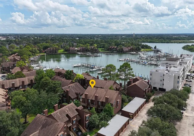 Photo 1 of Townhouse for sale at 813 Davis Rd, League City, TX 77573 | MLS# 90610897 | Listing updated on 2026-10-06