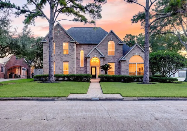 Photo 2 of Single family home for sale at 19602 Laurel Park Ln, Houston, TX 77094 | MLS# 40453954 | Listing updated on 2026-09-13