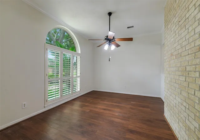 Photo 3 of Single family home for sale at 15846 Signal Crk Dr, Houston, TX 77095 | MLS# 75165660 | Listing updated on 2026-09-19