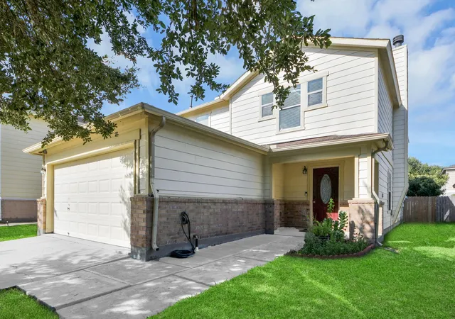 Photo 1 of Single family home for sale at 9510 Yearling Branch Dr, Houston, TX 77075 | MLS# 15511162 | Listing updated on 2026-09-22