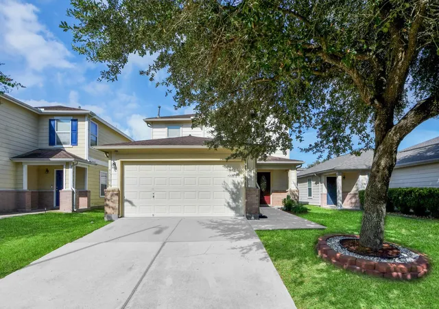 Photo 2 of Single family home for sale at 9510 Yearling Branch Dr, Houston, TX 77075 | MLS# 15511162 | Listing updated on 2026-09-22