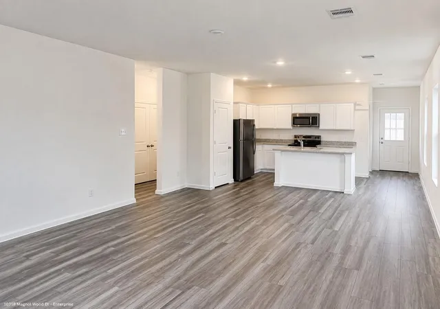 Photo 1 of Single family home for sale at 10318 Magnol Wood Dr, Houston, TX 77016 | MLS# 49432348 | Listing updated on 2026-09-25