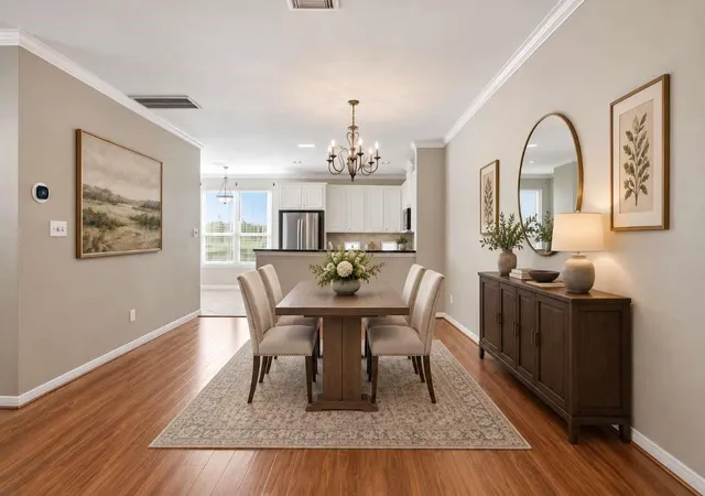 Photo 3 of Townhouse for sale at 1807 Wilson St, Houston, TX 77019 | MLS# 94106795 | Listing updated on 2026-10-06