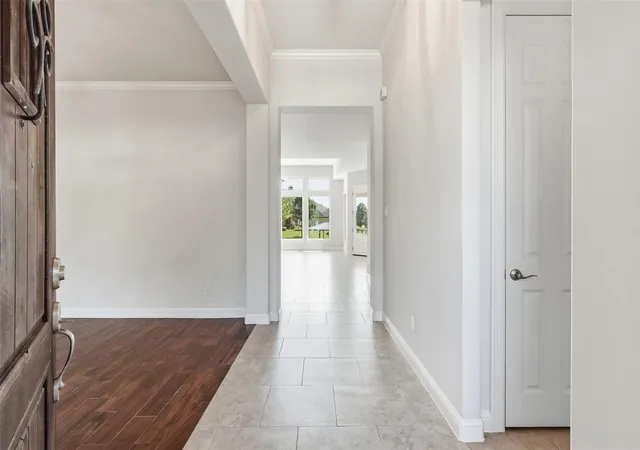 Photo 2 of Sale Pending at 9806 Reflection Point Dr, Cypress, TX 77433 | MLS# 2207372 | Listing updated on 2026-09-08