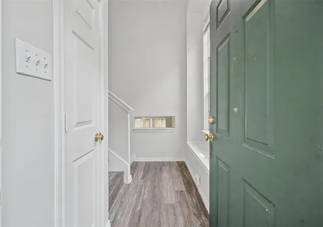 Photo 4 of Townhouse for sale at 178 S Walden Elms Cir, Spring, TX 77382 | MLS# 6773008 | Listing updated on 2026-09-27
