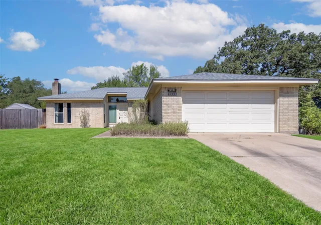 Photo 1 of Single family home for sale at 1703 Todd Trl, College Station, TX 77845 | MLS# 17106747 | Listing updated on 2026-09-22