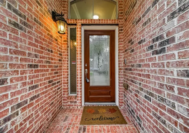 Photo 3 of Single family home for sale at 3315 Long Briar Ln, Sugar Land, TX 77498 | MLS# 10485689 | Listing updated on 2026-10-03